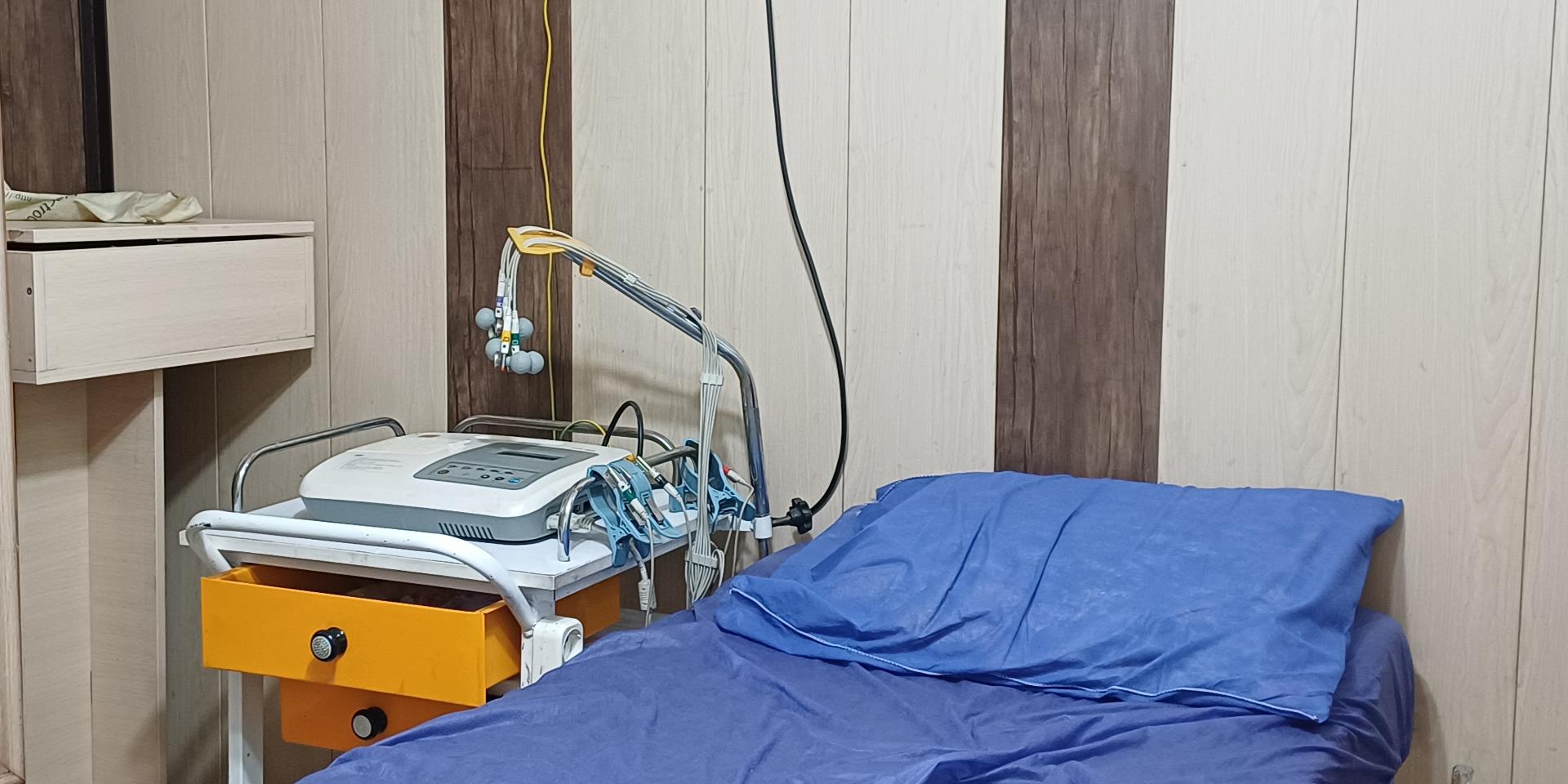 عکس درمانگاه شبانه روزی دکتر نعمتی آذر (دی)