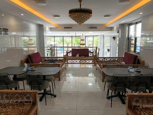 عکس صبحانه و کبابی گلبرگ گلپایگانی