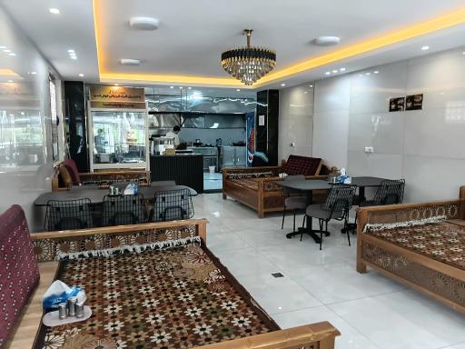 عکس صبحانه و کبابی گلبرگ گلپایگانی