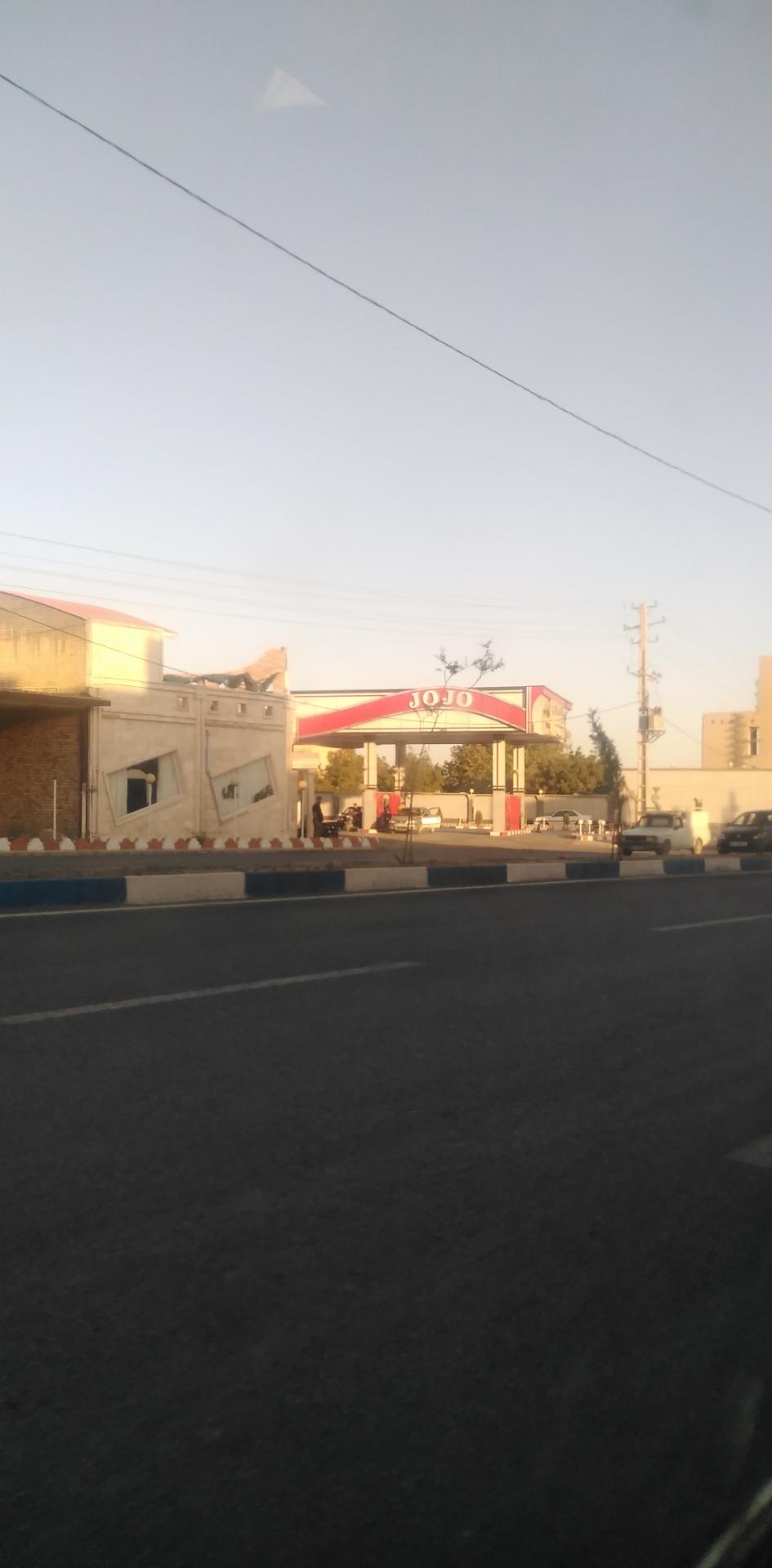 عکس پمپ بنزین جوجو