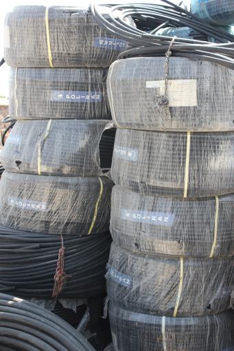 عکس فروشگاه پلی لند