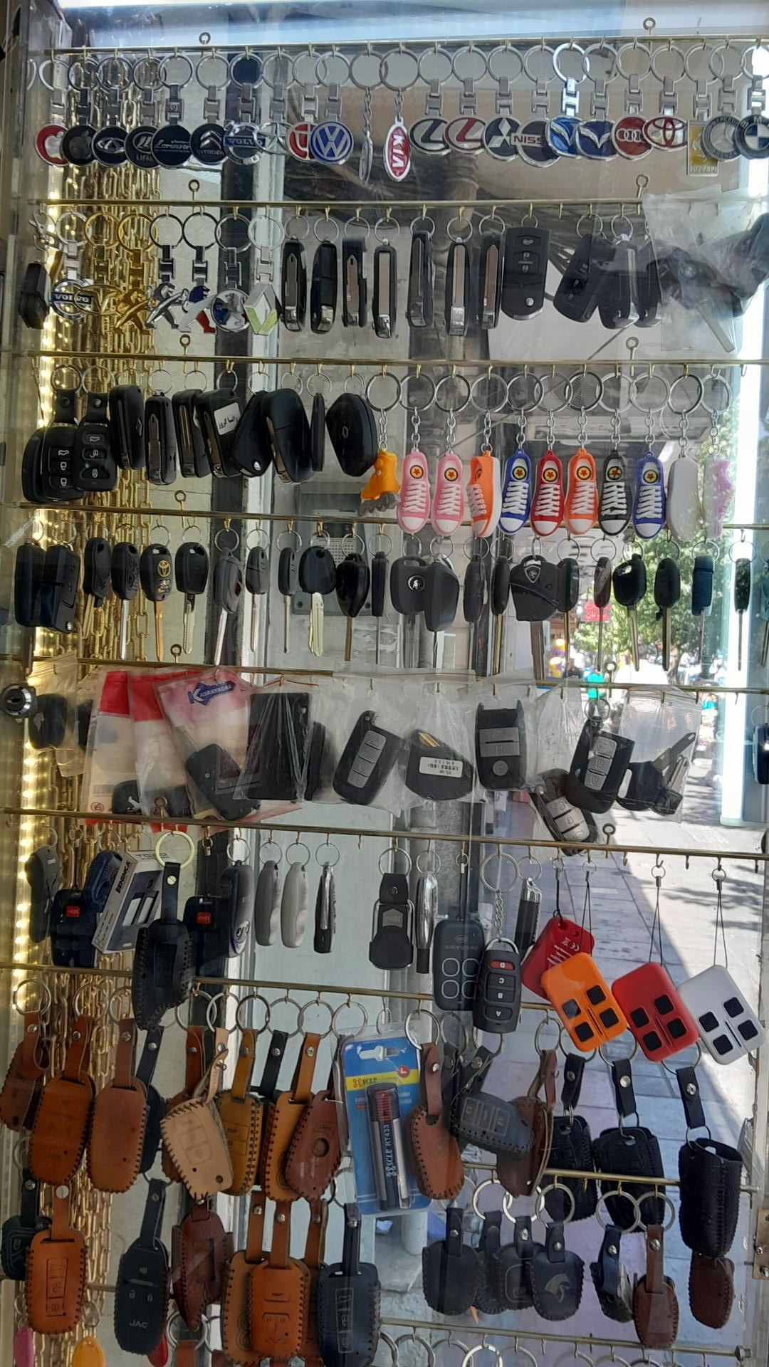 عکس کلیدسازی شبانه روزی مهدی