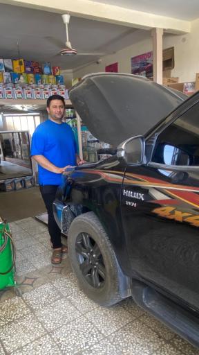 عکس تعویض روغن ناروئی