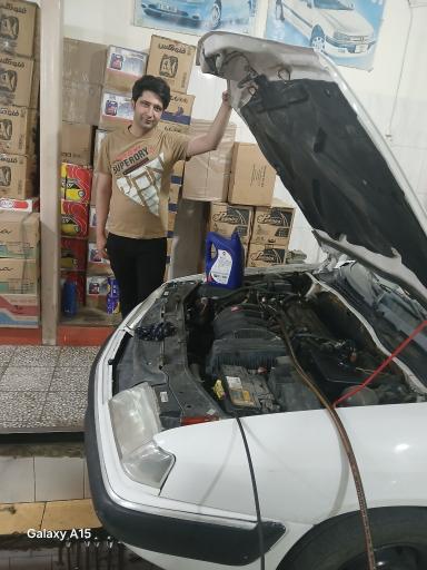 عکس تعویض روغن ناروئی