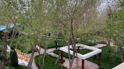 عکس باغ عمارت مهران