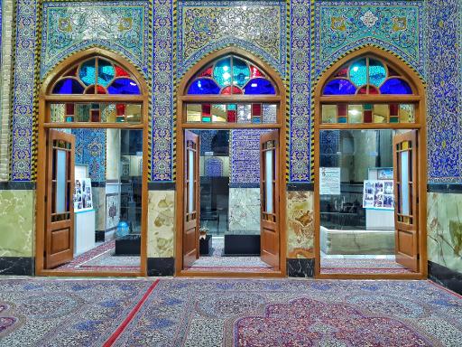 عکس مقبره شهید آیت الله صدوقی 