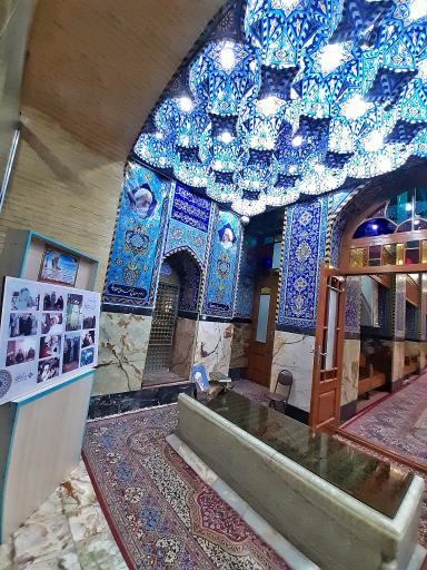 عکس مقبره شهید آیت الله صدوقی 