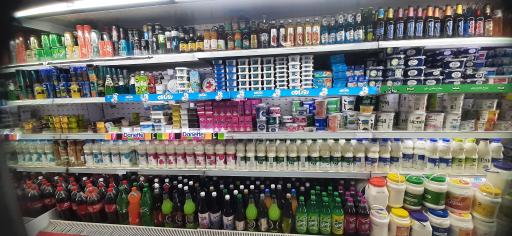 عکس هایپر مارکت پایتخت