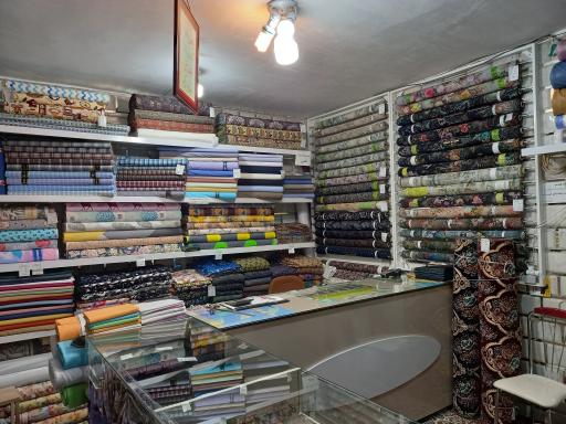 عکس پارچه سرای نفیس هرند