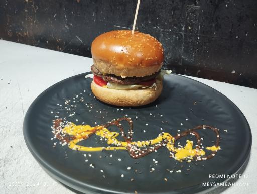 عکس کافه رستوران هریاس