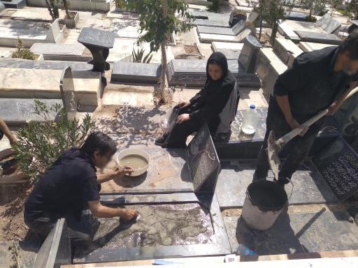 عکس مزار مرحوم ماشاالله سلجوقی نژاد