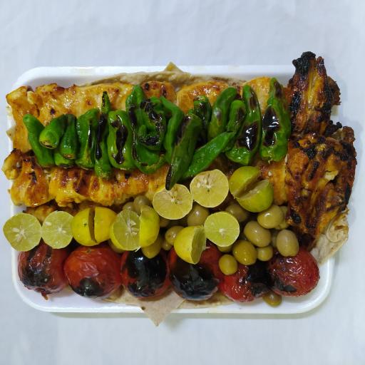 عکس تهیه غذای سرآشپز