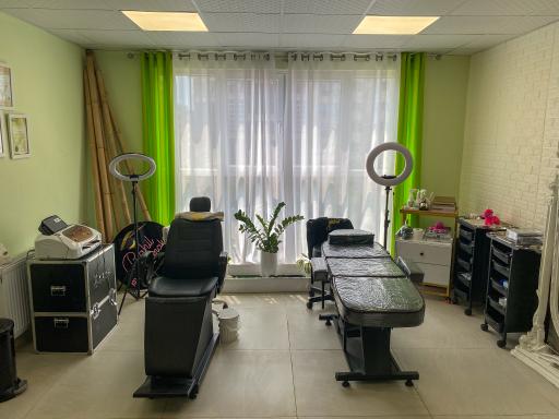 عکس کلینیک تخصصی لیزر و زیبایی پارمیدا ساری