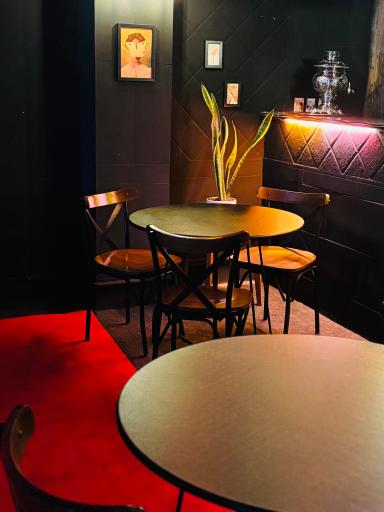 عکس بیلیارد کافه خانوادگی