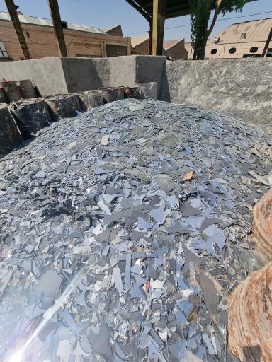 عکس بنگاه شیشه سکوریت نیکبخت