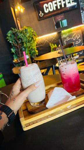 عکس بیلیارد کافه خانوادگی