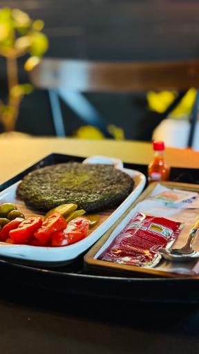 عکس بیلیارد کافه خانوادگی