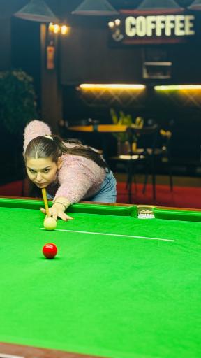 عکس بیلیارد کافه خانوادگی