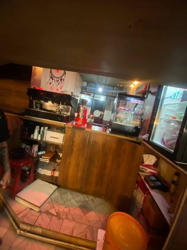 عکس کافه لیندو