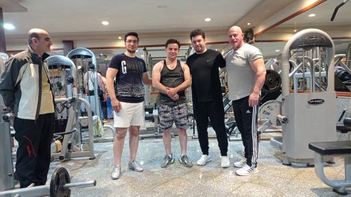 عکس باشگاه بدنسازی یونس