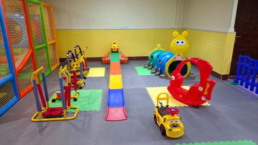 خانه بازی رونا پارک