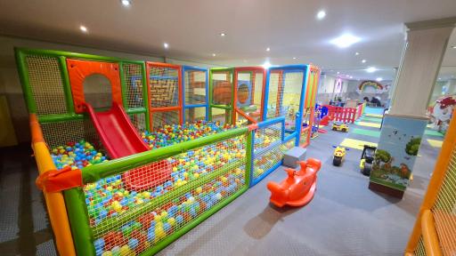 عکس خانه بازی رونا پارک