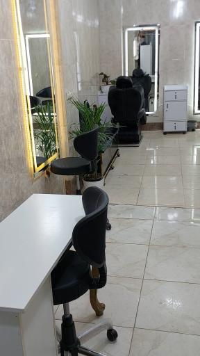 عکس سالن زیبایی شاین