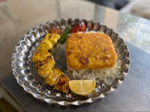 عکس آشپزخانه حاج حسین