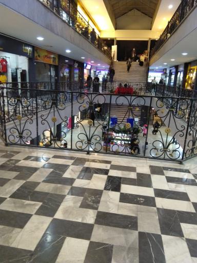 عکس پاساژ ایران زمین