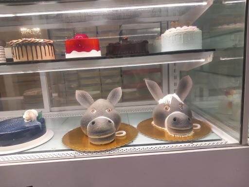 عکس قنادی پارس