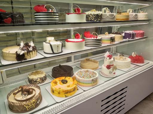 عکس قنادی پارس