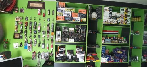 عکس فروشگاه آواکار