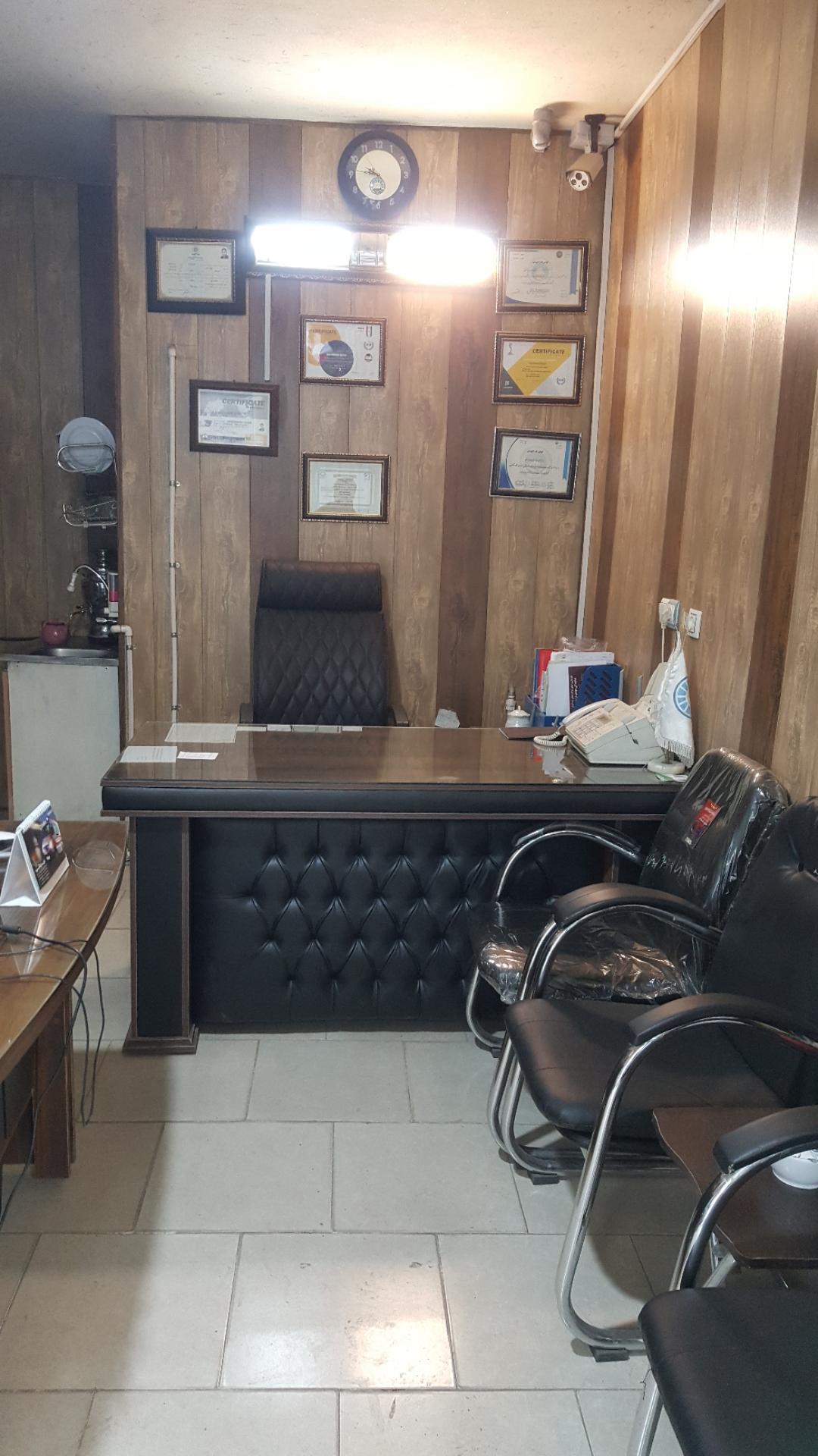 عکس بیمه ایران (نمایندگی برزنونی) شعبه گنبد سبز