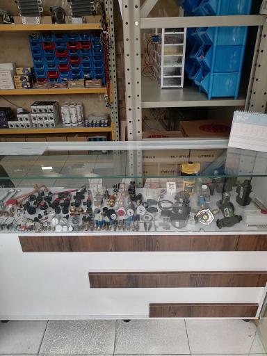 عکس خدمات فنی مهندسی آسایش 