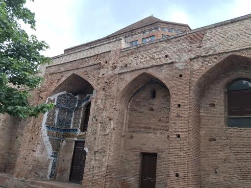 عکس عمارت میربزرگ قوام الدین مرعشی