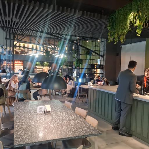 عکس کافه گلوریا جینز