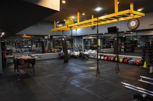 عکس باشگاه بدنسازی جهان نما