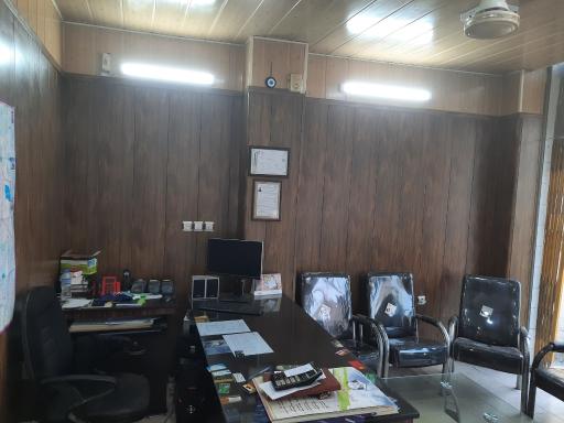 عکس مشاور املاک کامیار