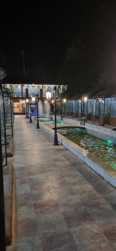 باغ رستوران یونیک