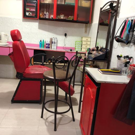 عکس سالن آرایشی پارلا