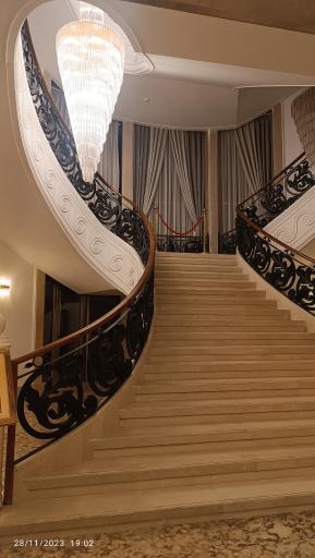 عکس هتل رونا