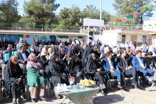 عکس دبستان دخترانه شهید کاظمی