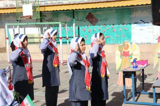 عکس دبستان دخترانه شهید کاظمی