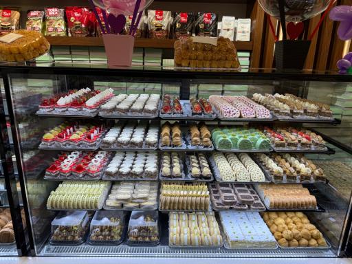 عکس شیرینی اقتدارزاده