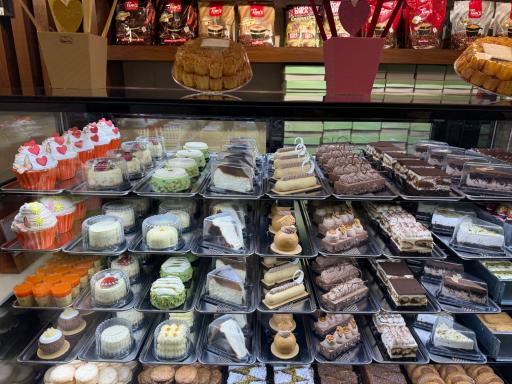 عکس شیرینی اقتدارزاده