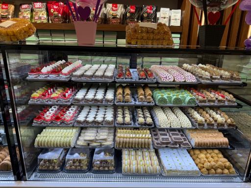 عکس شیرینی اقتدارزاده