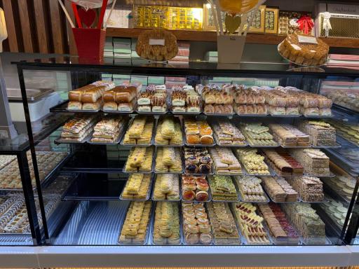 عکس شیرینی اقتدارزاده