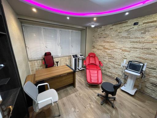 عکس مرکز لیزر آینار