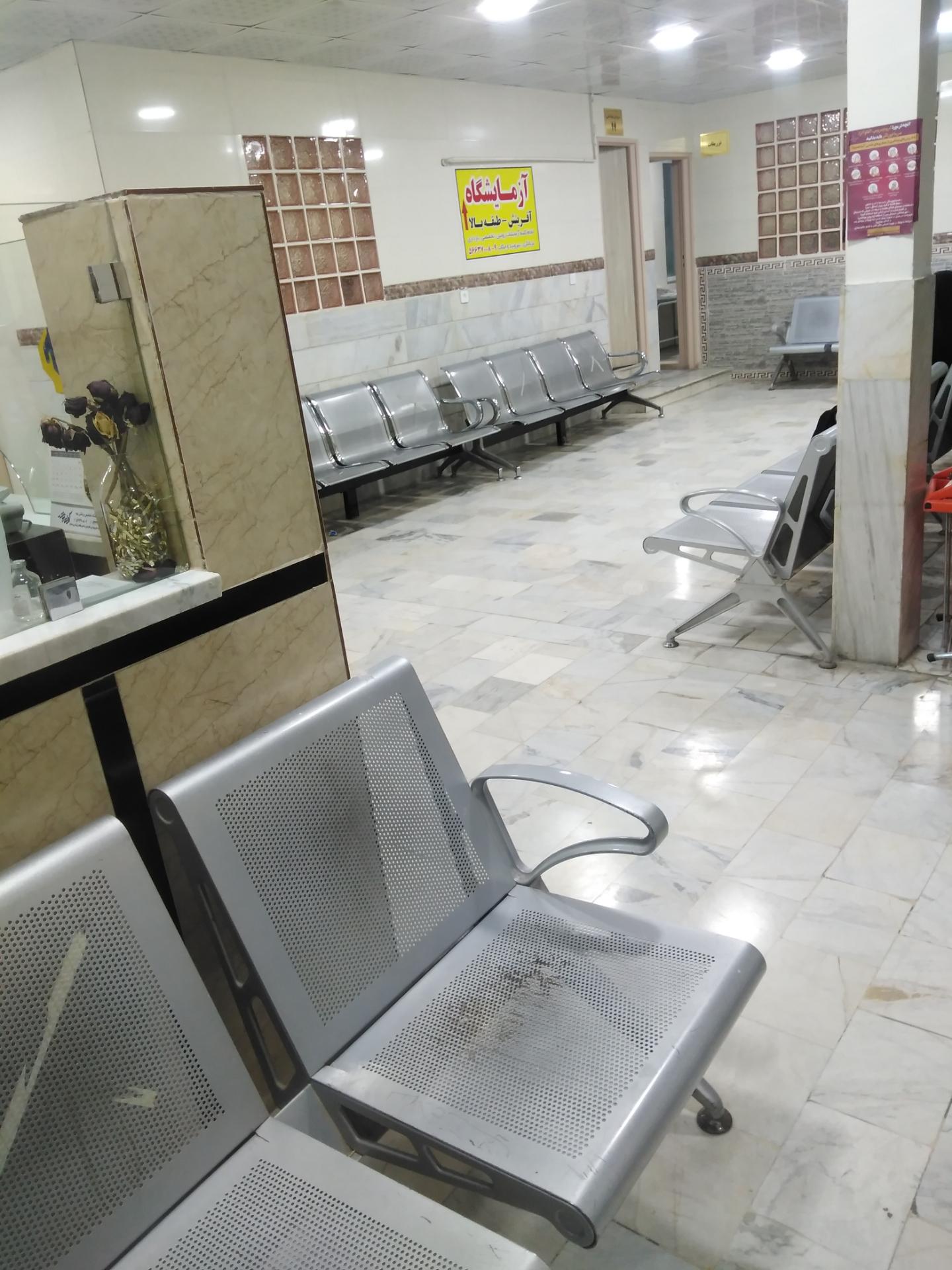 عکس درمانگاه شبانه روزی مرکزی صالحیه