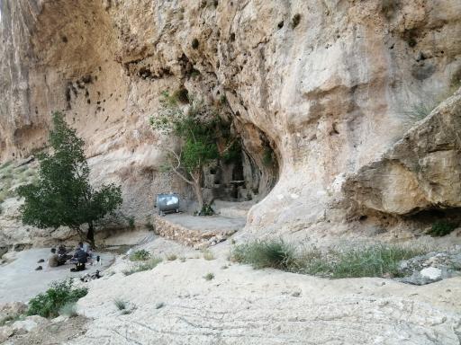 عکس غار کُوَرو (کوهرو)